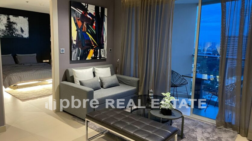 1 Bedroom 1 Bathroom, 56 Sqm, located on 19th floor, partial sea view. Price: ฿ 5,800,000