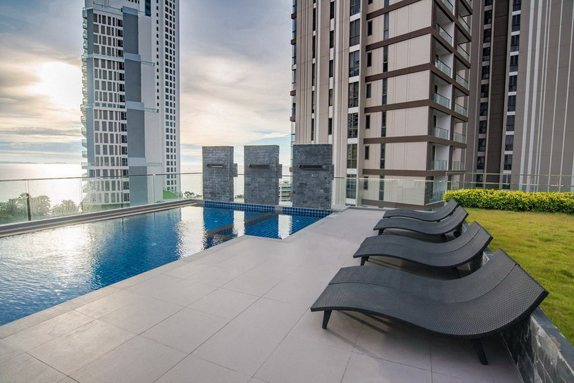 Condo in Wong Amat Beach Naklua Pattaya. FOR RENT 10,000 THB/MONTH.4