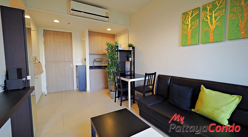 35 Sqm 1 Bedroom with City Views in UNIXX Condo For Rent – Modern high rise apartment. Hot Sale 2,200,000THB